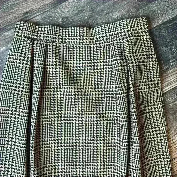 Vintage Houndstooth Ultra Suede Bill Blass Blassport Skirt Size 6 - Picture 2 of 7